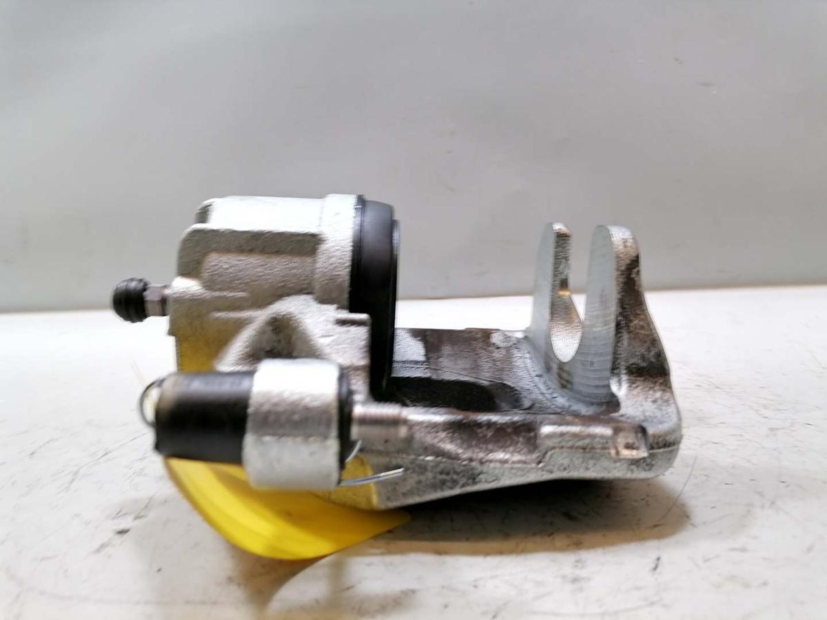 VW Passat B9 original Bremssattel vorn links 2,0TDI 110KW Bj.2024